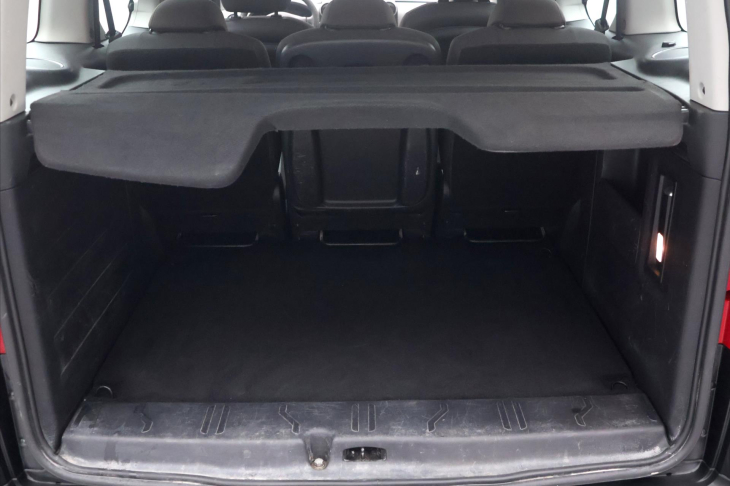 Peugeot Partner Tepee 1,6 VTI 88kW CZ 1.Maj Tažné