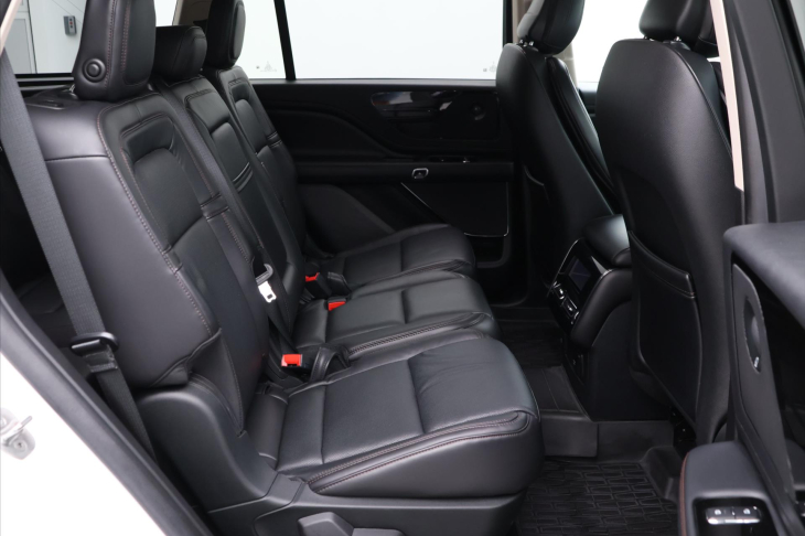 Lincoln Aviator 3,0 EvoBoost V6 AWD CZ