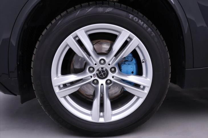 BMW X5 3,0 xDrive40d 230kW CZ