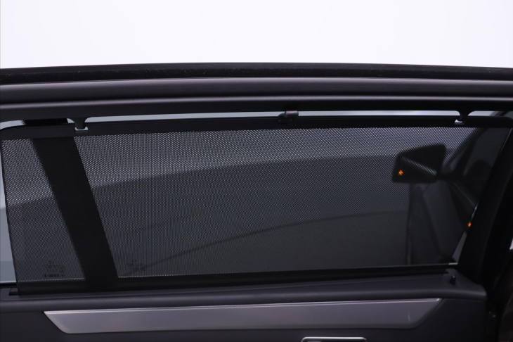 Mercedes-Benz Třídy E 3,0 350d 190kW 4Matic 1.Maj.