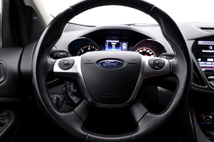 Ford Kuga 2,0 TDCi 132kW 4x4 Titanium