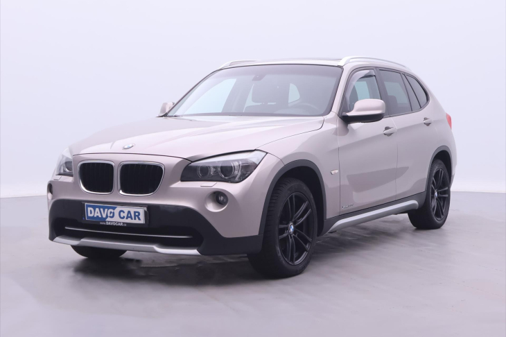 BMW X1 2,0 xDrive20d 130kW Xenon Navi