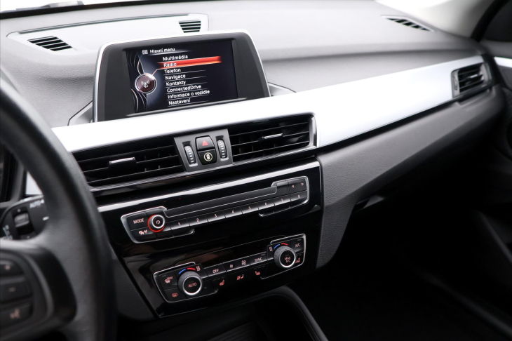 BMW X1 1,5 18i sDrive Advantage