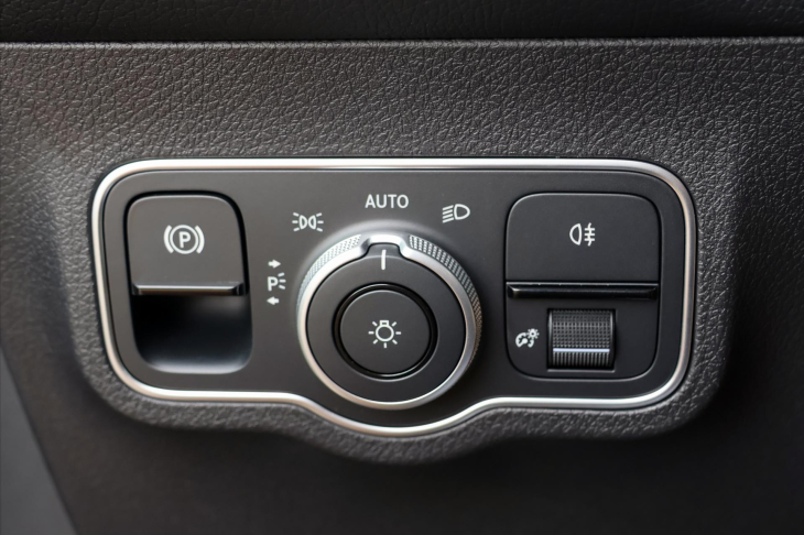 Mercedes-Benz GLB 2,0 200d 4Matic AMG Premium