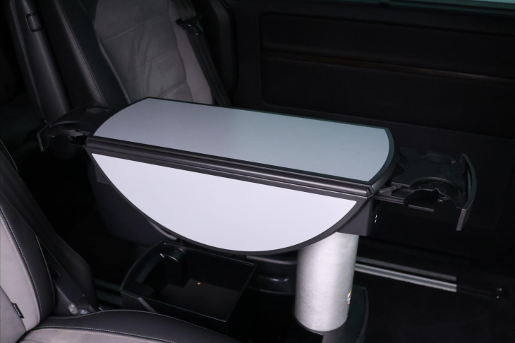 Volkswagen Multivan 2,0 TDI 146kW Highline 4MOT DSG CZ