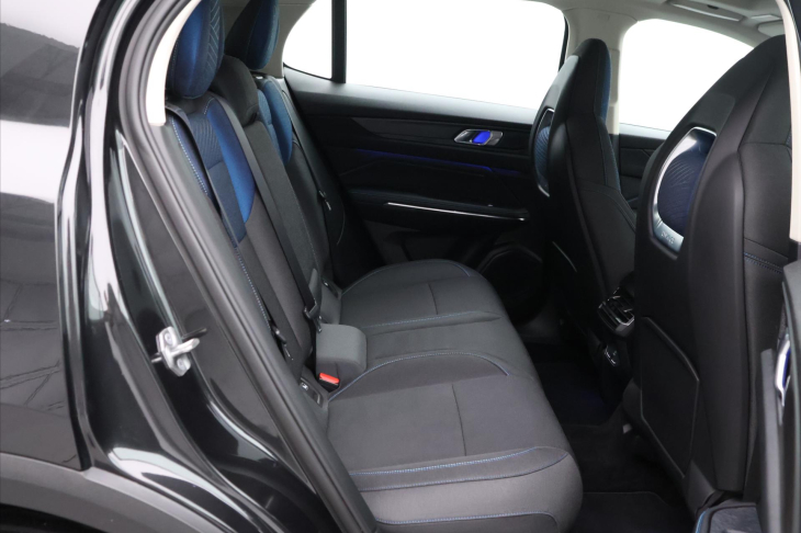Lynk & Co 01 1,5 PHEV CORE 206kW Aut. 2.Maj