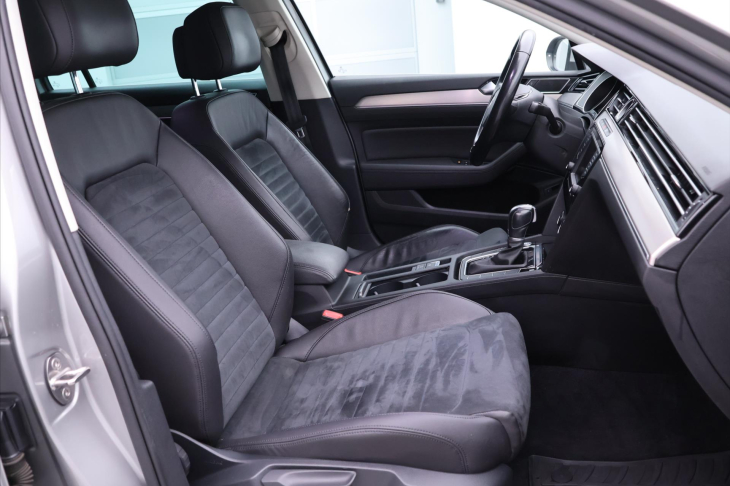 Volkswagen Passat 2,0 TDI 110kW DSG CZ Highline