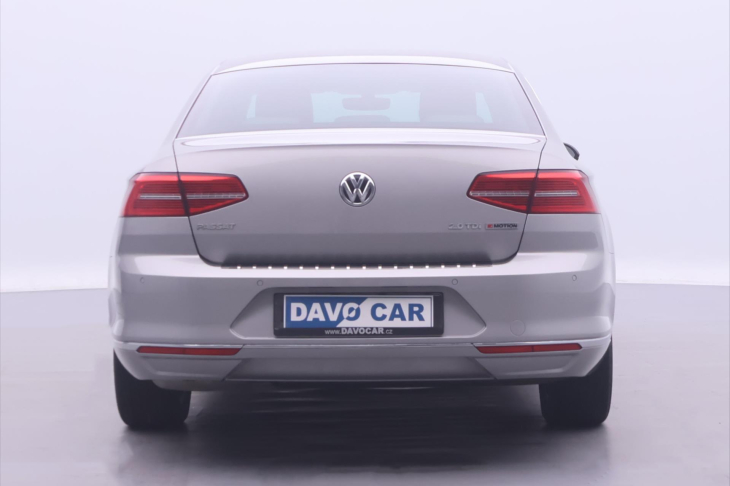 Volkswagen Passat 2,0 110kW Highline 4Motion CZ