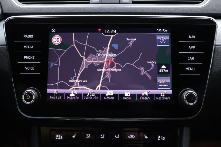 Škoda Superb 2,0 TDI 110kW DSG CZ 1.Maj DPH