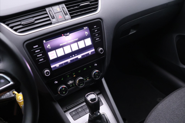 Škoda Octavia 2,0 TDI 110KW DSG Soleil