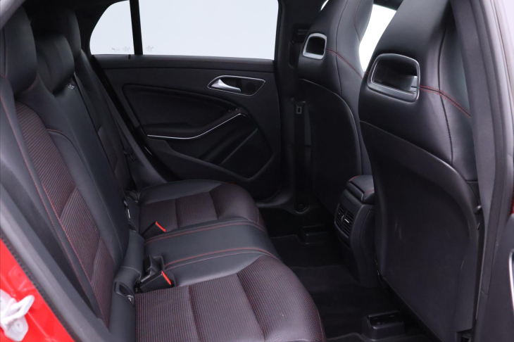 Mercedes-Benz CLA 2,1 200d Aut. 4Matic AMG paket