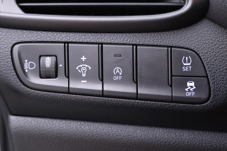 Hyundai i30 1,6 CRDi 85kW Aut. CZ 1Maj DPH