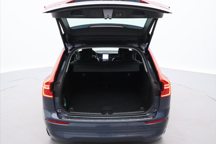 Volvo XC60 2,0 B4 145KW AWD MOMENTUM