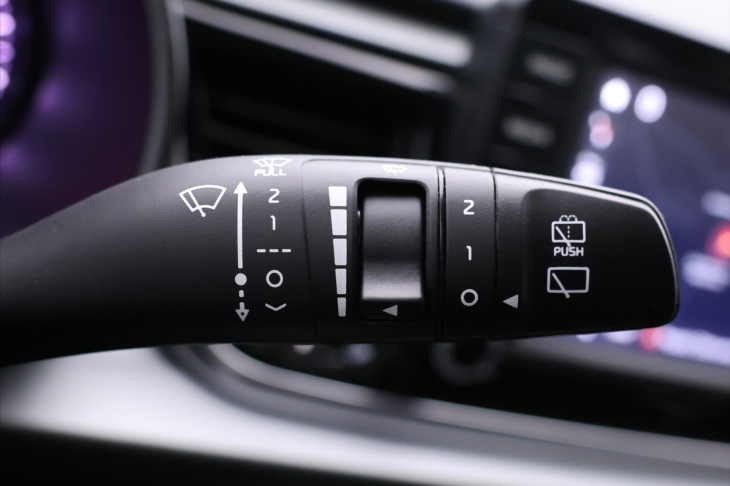 Kia Rio 1,4 CVVT 73kW Exclusive Navi