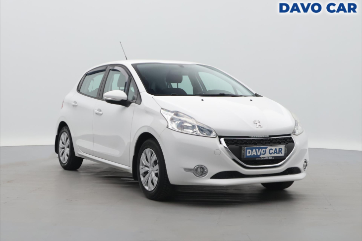 Peugeot 208 1,0 i 50kW Klimatizace