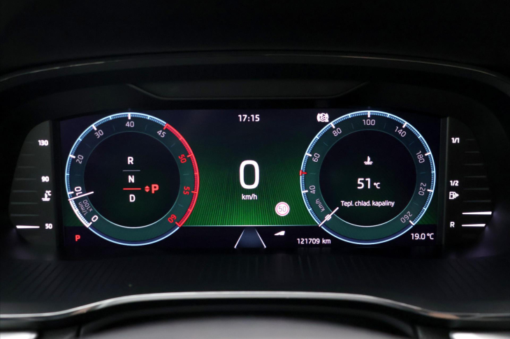 Škoda Octavia 2,0 TDI 110kW DSG CZ PANO STYLE+