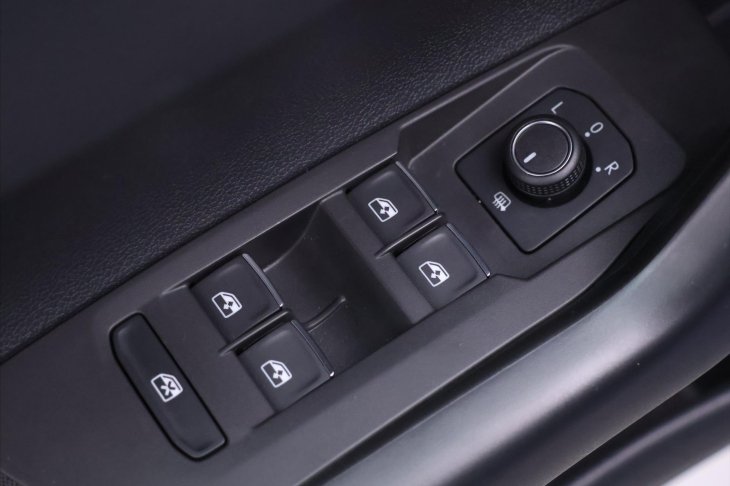 Volkswagen Polo 1,0 TSI 70kW DSG 15'900Km