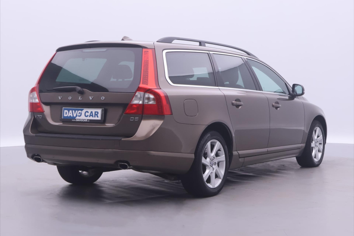 Volvo V70 2,4 D5 158 kW Summum