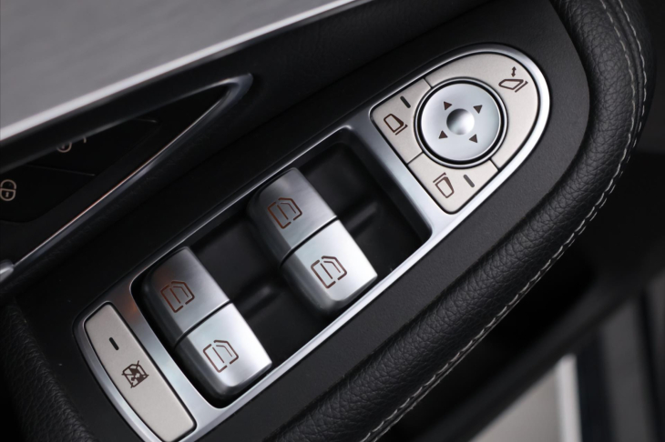 Mercedes-Benz Třídy C 1,6 CDI 100 kW Tažné Aut.Klima