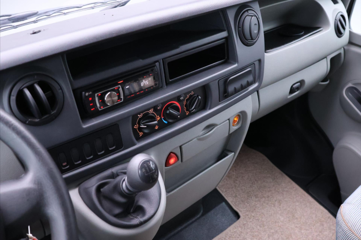 Renault Ostatní 3,0 dCi 100kW klima Obytný vůz