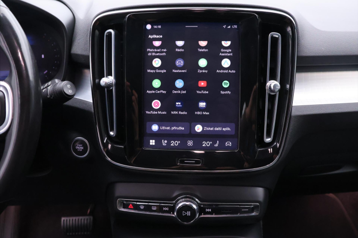 Volvo XC40 2,0 B3 120kW Core DCT CZ Záruka