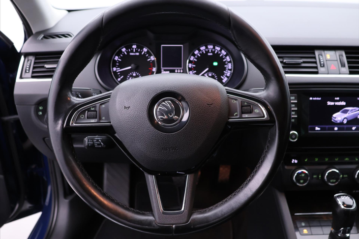 Škoda Octavia 1,4 TSI DSG Elegance+ Xenon