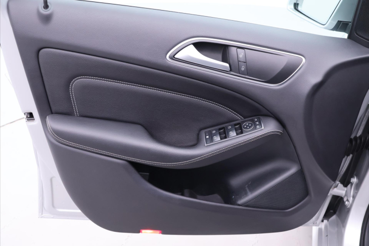 Mercedes-Benz Třídy B 1,5 CDI 80kW Aut. Urban Navi