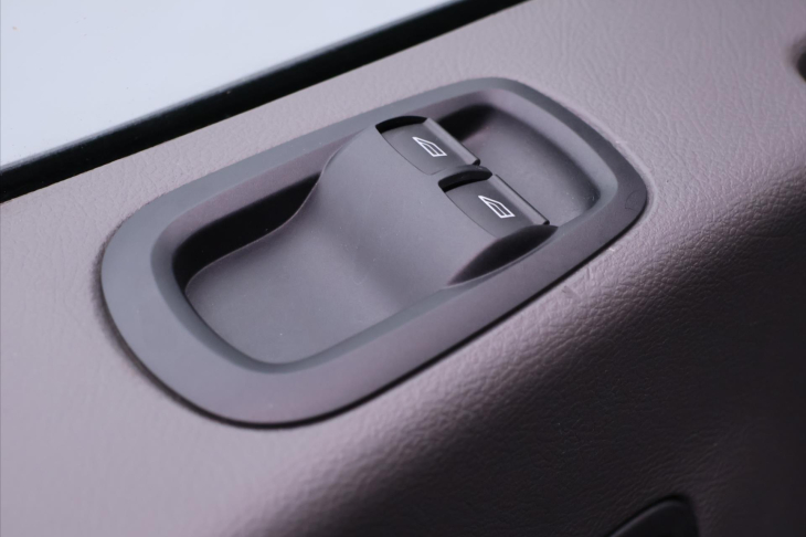 Ford Transit 2,0 TDCi 96kW 350 L2 DPH CZ