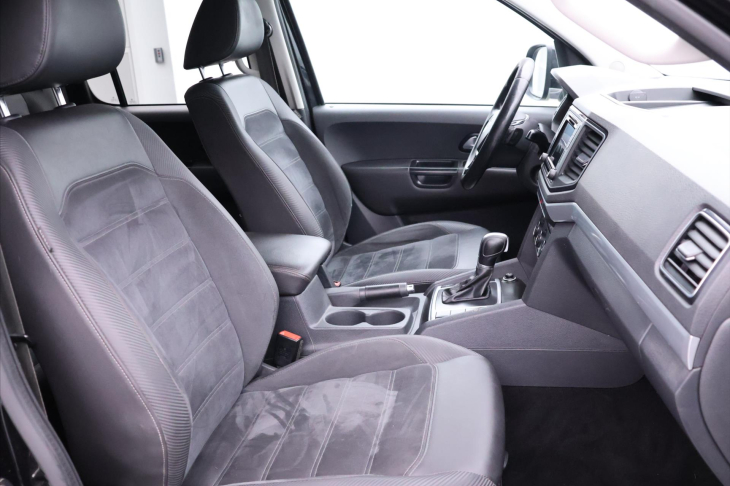 Volkswagen Amarok 3,0 TDI V6 Highline DPH Navi