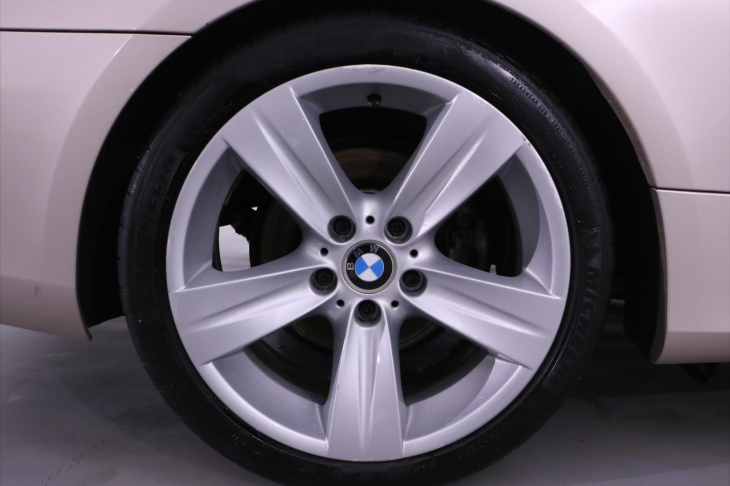 BMW Řada 3 2,0 i 125kW Edition Kůže