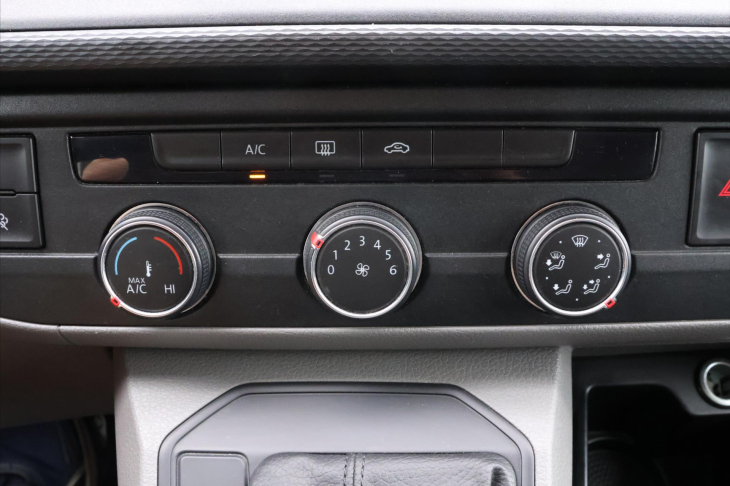 Volkswagen Transporter 2,0 TDI 110kW DSG 9-Míst CZ DPH