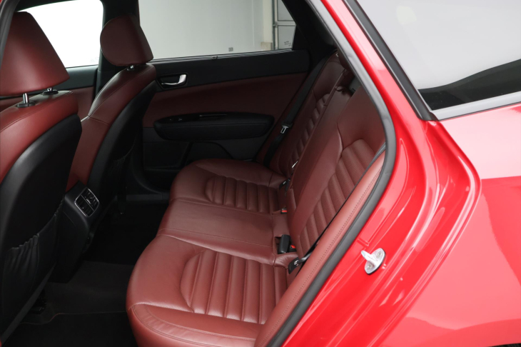 Kia Optima 2,0 T - GDI 180kW GT CZ