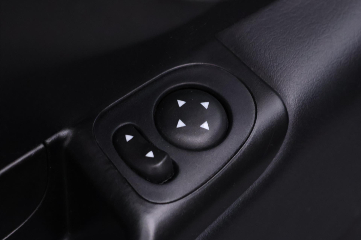 Abarth 500 1,4 T 132kW 595 Competizione