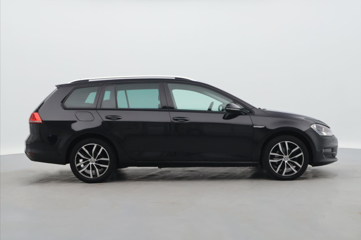 Volkswagen Golf 1,4 TSI 92kW Cup 1.Maj Navi