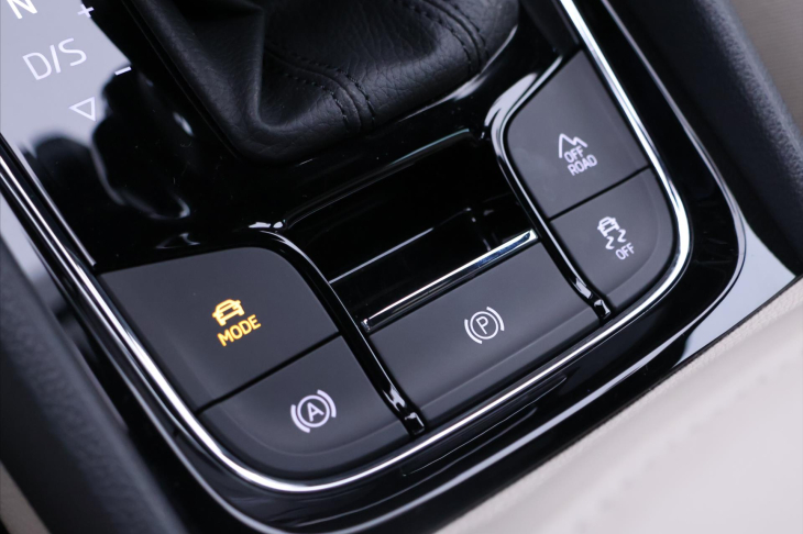 Škoda Kodiaq 2,0 TDI DSG 4x4 L&K 7-Míst DPH