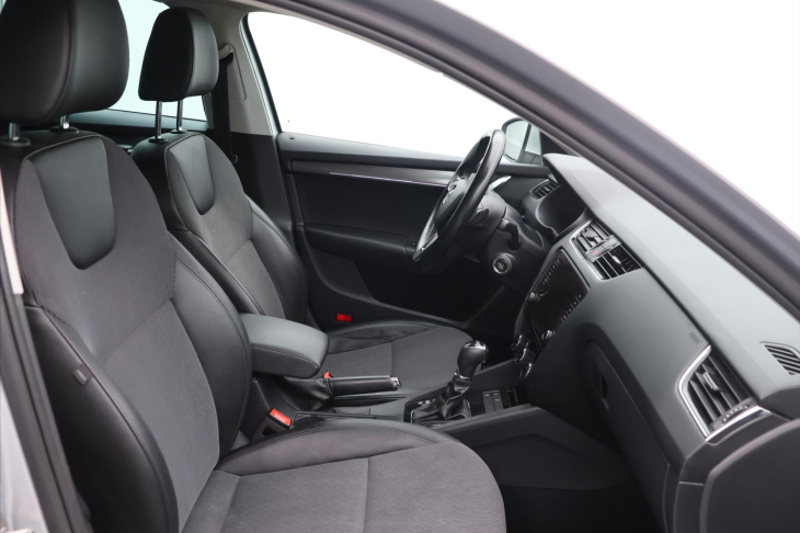 Škoda Octavia 2,0 TDI 110kW DSG Style Virtual
