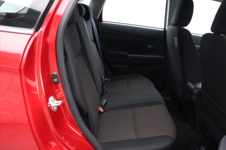 Mitsubishi ASX 2,0 I 110KW CZ 22TIS.KM 1.MAJ