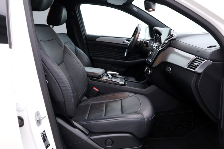 Mercedes-Benz GLE 3,0 350d 227kW AMG H&K LED CZ