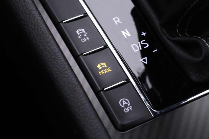 Škoda Superb 2,0 TSI 200kW DSG Sportline