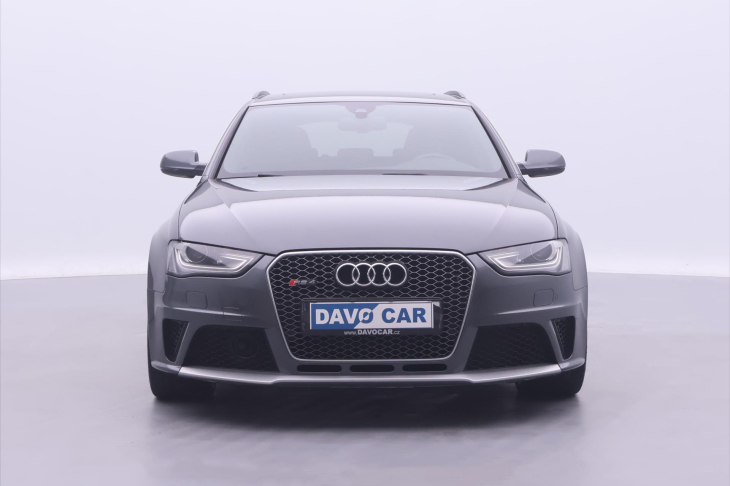 Audi RS 4 4.2 FSI V8 331kW 1.Maj Serviska