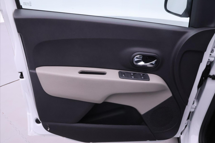 Dacia Lodgy 1,5 dCi 79kW Arctica CZ Tažné