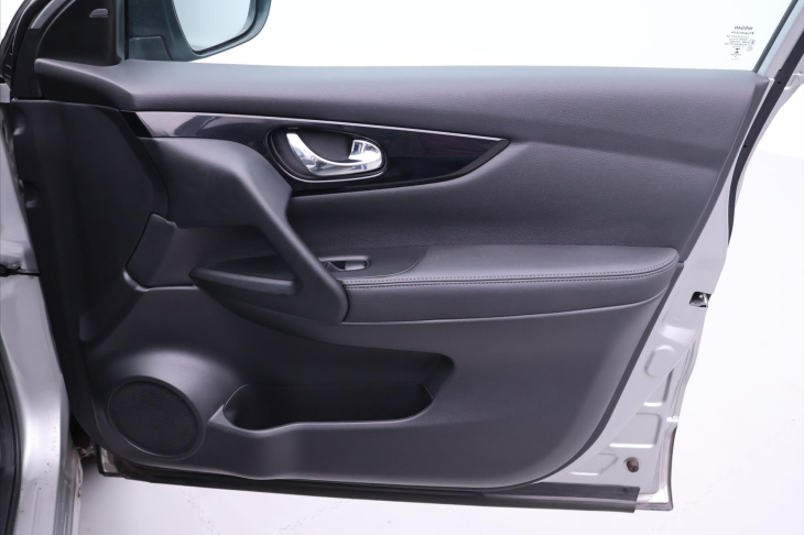 Nissan Qashqai 1,2 DiG-T 85kW Tekna Panorama