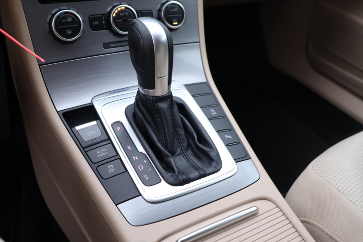 Volkswagen Passat 2,0 TDI 103kW DSG Xenon Navi