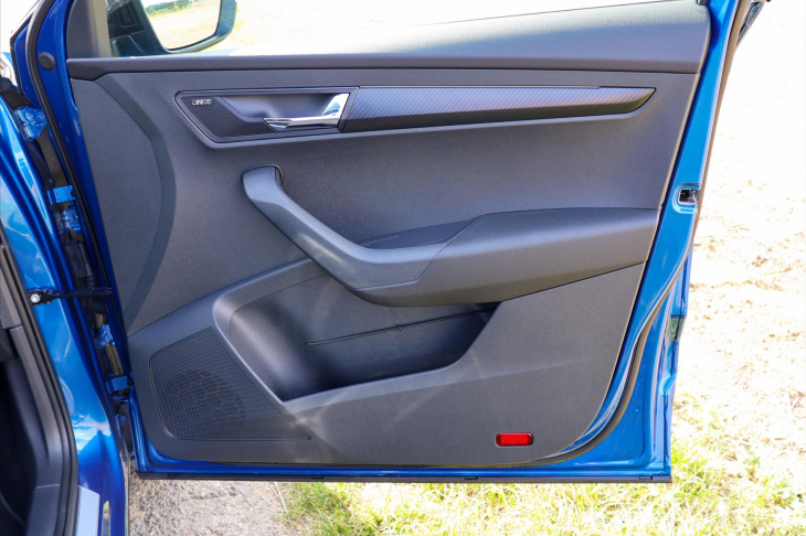 Škoda Karoq 2,0 TDI 4x4 DSG Sportline CZ