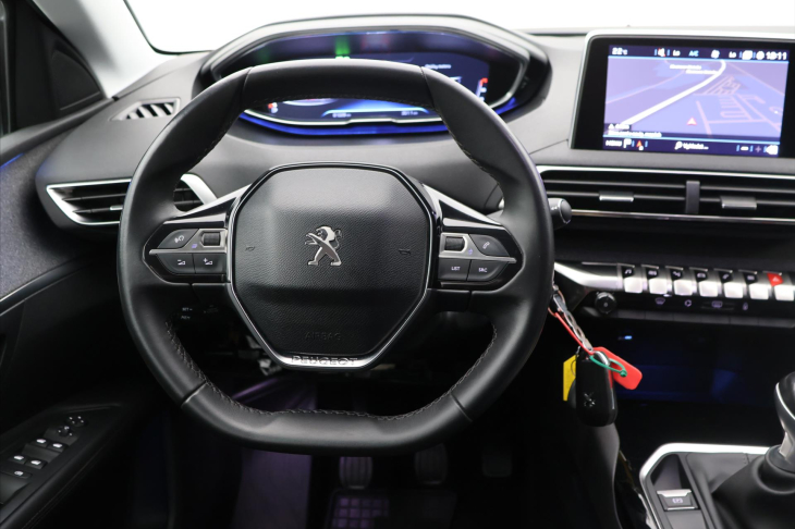 Peugeot 3008 1,2 PT 96kW CZ Allure 1Maj DPH