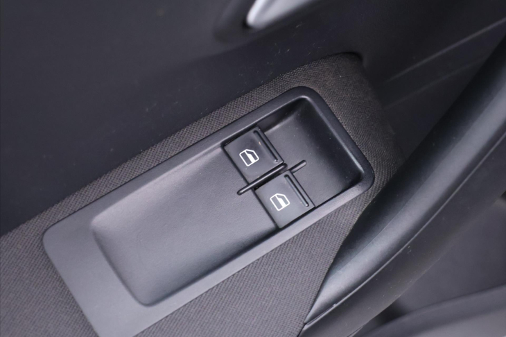 Volkswagen Polo 1,2 12V 44kW Klimatizace