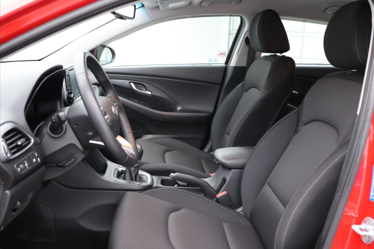 Hyundai i30 1,4 T-GDI 103 kW Style Fastback