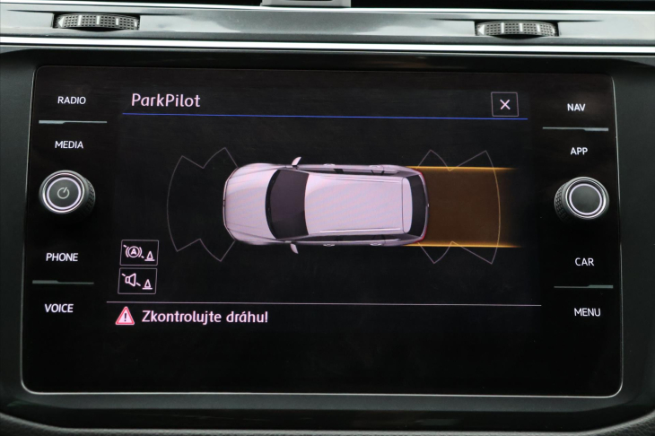 Volkswagen Tiguan 2,0 TDI 110kW DSG R-line DPH