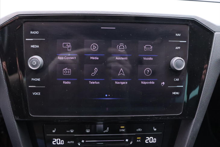 Volkswagen Passat 2,0 TDI 110kW DSG Navi DPH