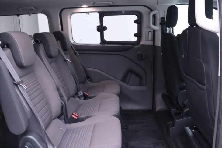 Ford Tourneo Custom 2,0 TDCI 125kW L2 Titanium DPH